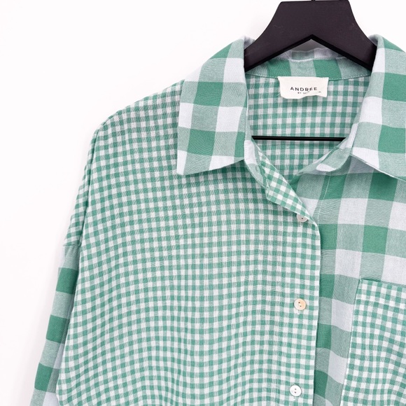 Andree by Unit Mixed Gingham Button Down Top Green White Medium - Picture 2 of 8